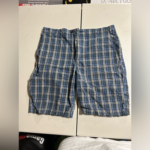 Dockers Shorts - Picture 1 of 7